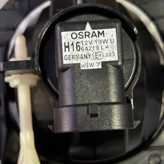 新品未使用　ダイハツタントカスタム　LA600s前期フォグランプの画像