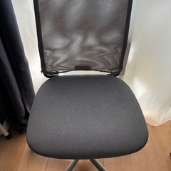 IKEA 回転椅子の画像