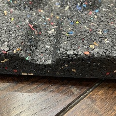 ★ジムマット　ゴムマット　4枚セット　50×50×2cm　北九州店舗店頭販売のみの画像