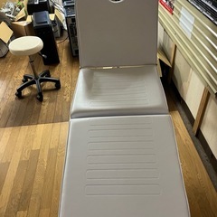 エステベッド  施術用チェアセットの画像