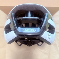 【未使用】ABUS (アブス) ヘルメット_POWERDOME_Mサイズの画像