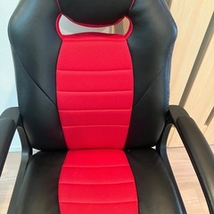 美品 キャスター付きハイバックチェア 昇降可能の画像