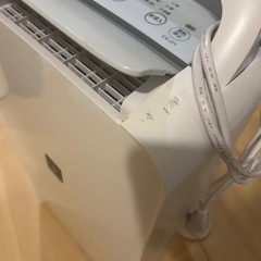 SHARP 除湿機の画像