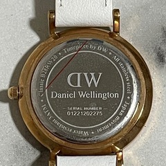 【再投稿】⌚ Daniel Wellington（ダニエル・ウェリントン） 腕時計の画像