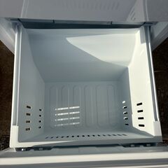 2025年製 ノンフロン冷凍冷蔵庫 YRZ-F15MW 159L YAMADA｜中古家電｜県内配送可の画像