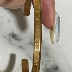 【再投稿】💎 Daniel Wellington（ダニエル・ウェリントン） バングルの画像
