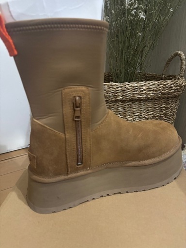 完売レア　UGG ムートンブーツ25㎝