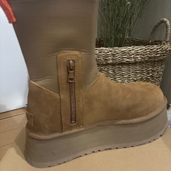 完売レア　UGG ムートンブーツ25㎝ の画像