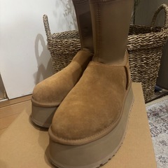 完売レア　UGG ムートンブーツ25㎝ の画像