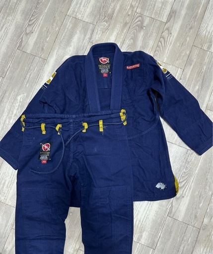 値下げ交渉可能！ブルテリア 柔術着 紺色 A0 bjk-096 BULL