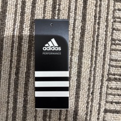 adidas ショルダーバッグの画像