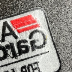 ABU GARCIA FOR LIFE アブ ガルシア ロゴ アイロンワッペン パッチ 薄グレー地 78×62mm - 釣 ルアー リール ロッド フィッシング ワンポイント リメイク カスタム アウトドア キャンプ スウェーデン 【あんしん決済/日本郵便クリックポスト発送】の画像