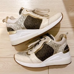 マイケルコース　MICHEAL KORS スニーカー 24.5の画像