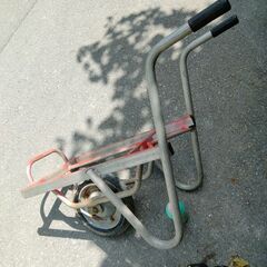 アルミ一輪車☆中古☆二重ﾊﾟｲﾌﾟ構造の画像