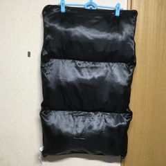 ★早い者勝ちSALE！★新品未使用 折りたたみ クッションの画像