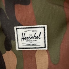 美品✨Herschelリュックの画像