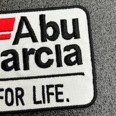 ABU GARCIA FOR LIFE アブ ガルシア ロゴ アイロンワッペン パッチ 白地 78×62mm - 釣 ルアー リール ロッド フィッシング ワンポイント リメイク カスタム アウトドア キャンプ スウェーデン 【あんしん決済/日本郵便クリックポスト発送】の画像