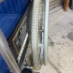 折畳車椅子の画像