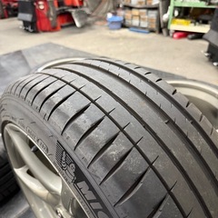 bnr34 gtr 純正ホイール 18インチ 9J +30の画像