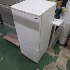 2019年式SHARP冷蔵庫の画像