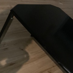 黒いテーブルの画像
