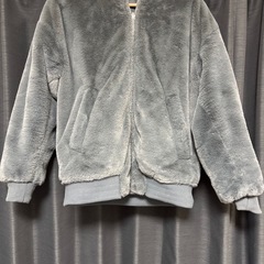 ZARAリバーシブルボンバー ジャケット メンズの画像