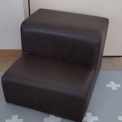 板橋区直接引渡し ペット用階段PVCレザー1000円の画像