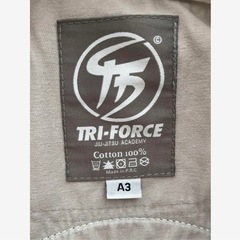 【美品】トライフォース柔術着の画像