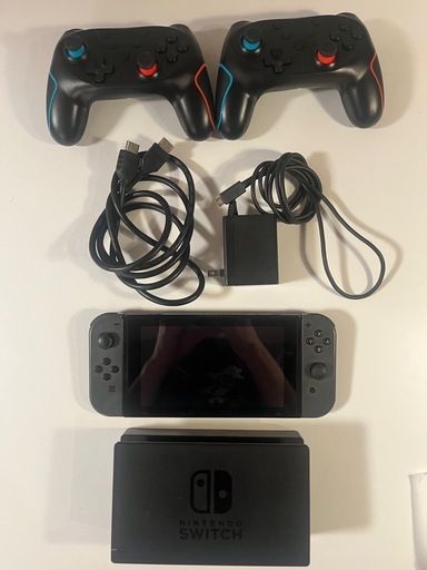 【9/19のみ3000円オフ！】Nintendo Switch【箱無し】