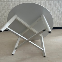 IKEA KRAGSTA ローテーブルの画像