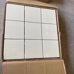 100cm角陶磁器タイル　ホワイト　180枚の画像