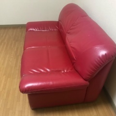 ソファー譲ります(傷あり)の画像