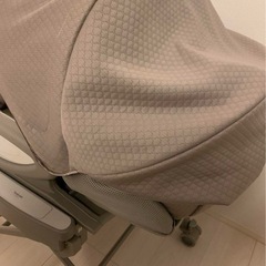 【美品】定価60500円Aprica ユラリズム オート プレミアムAB の画像