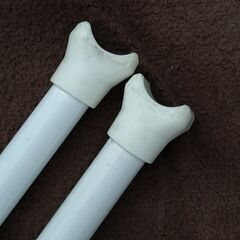 【限界値下げ】突っ張り棒７点セット　DAISOの突っ張り棒壁面ガードセットの画像