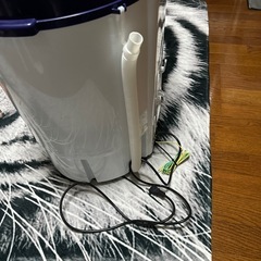 小さい二層式洗濯機の画像