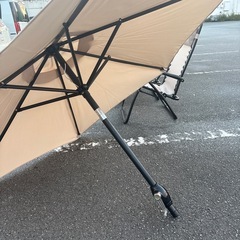 激安⭐︎夏季限定セール！！リクライニングチェア3脚とパラソルセット3本の画像