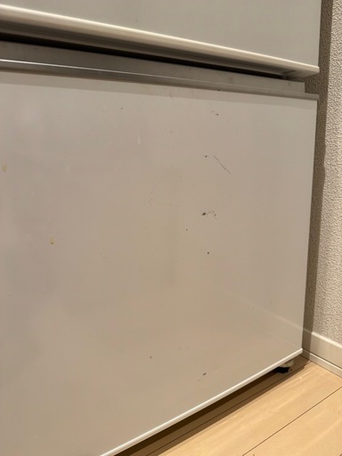 ハイセンス 冷蔵庫 幅55.4cm 282L ホワイト HR-D2801W 3ドア 右開き 真ん中野菜室 自動霜取り スリム