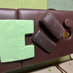 エステ・整体用 折りたたみベッド 無料でお譲りしますの画像