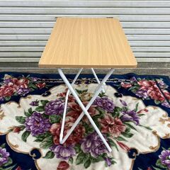 美品★ニトリ★折りたたみテーブルの画像