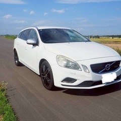 受付再開【極上】 ボルボ　VOLVO V60 車検有り【格安】