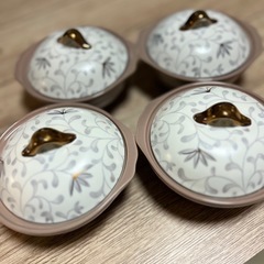 陶器蓋付き皿の画像