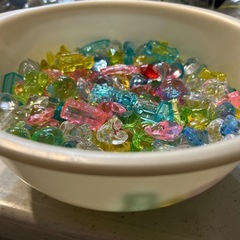 キラキラ　プラスチックストーン　ハートやカービィ  車の型もありの画像