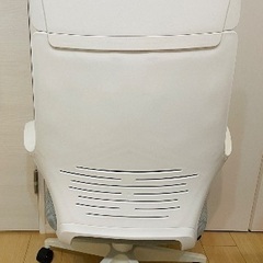 LOWYA オフィスチェア　白/グレーの画像