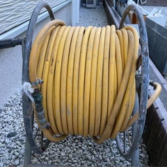 高圧噴霧器ホース約100mロングホースリールの画像