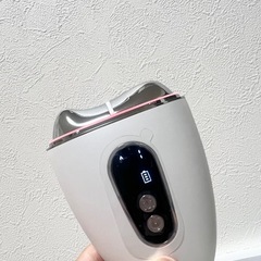 【温冷両用】EMS美顔器 多機能かっさプレート 男女兼用の画像