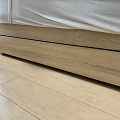 ニトリ　引き出し付き収納ベッドフレームの画像