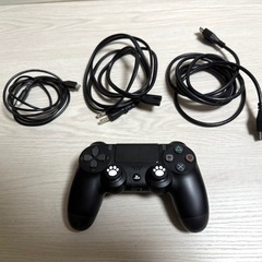【超美品】PS4 本体＋付属品＋モンハンソフト
の画像