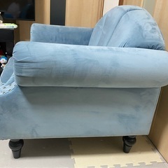 ソファ 一人掛け おしゃれ 高級感 コンパクト エレガント アンティーク風の画像