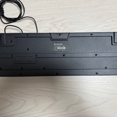 【美品】ELECOM 有線キーボード　テンキー付の画像