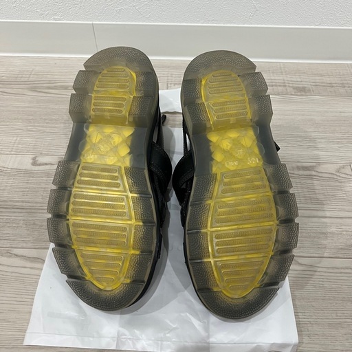 ドクターマーチンDr.Martens PEARSON サンダル GUNL